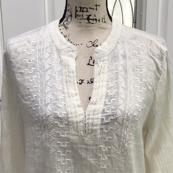🆕 MNG Embroidered Aztec Blouse Split Neckline 3/4 Sleeves Cream NWOT - Picture 4 of 12